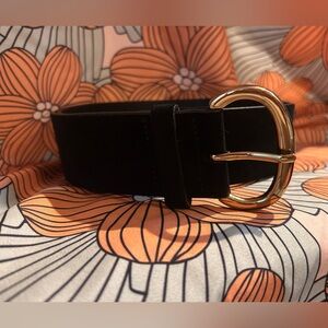 High-waisted Black Belt + Gold Buckle⚡️